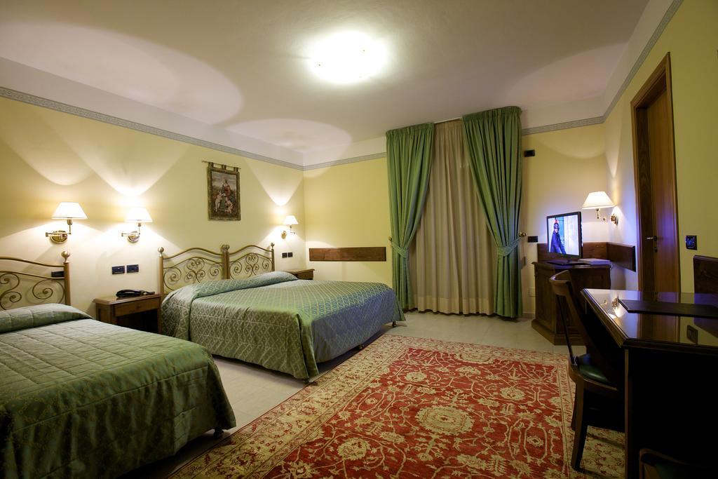 Campiglione Hotel 아시시 객실 사진